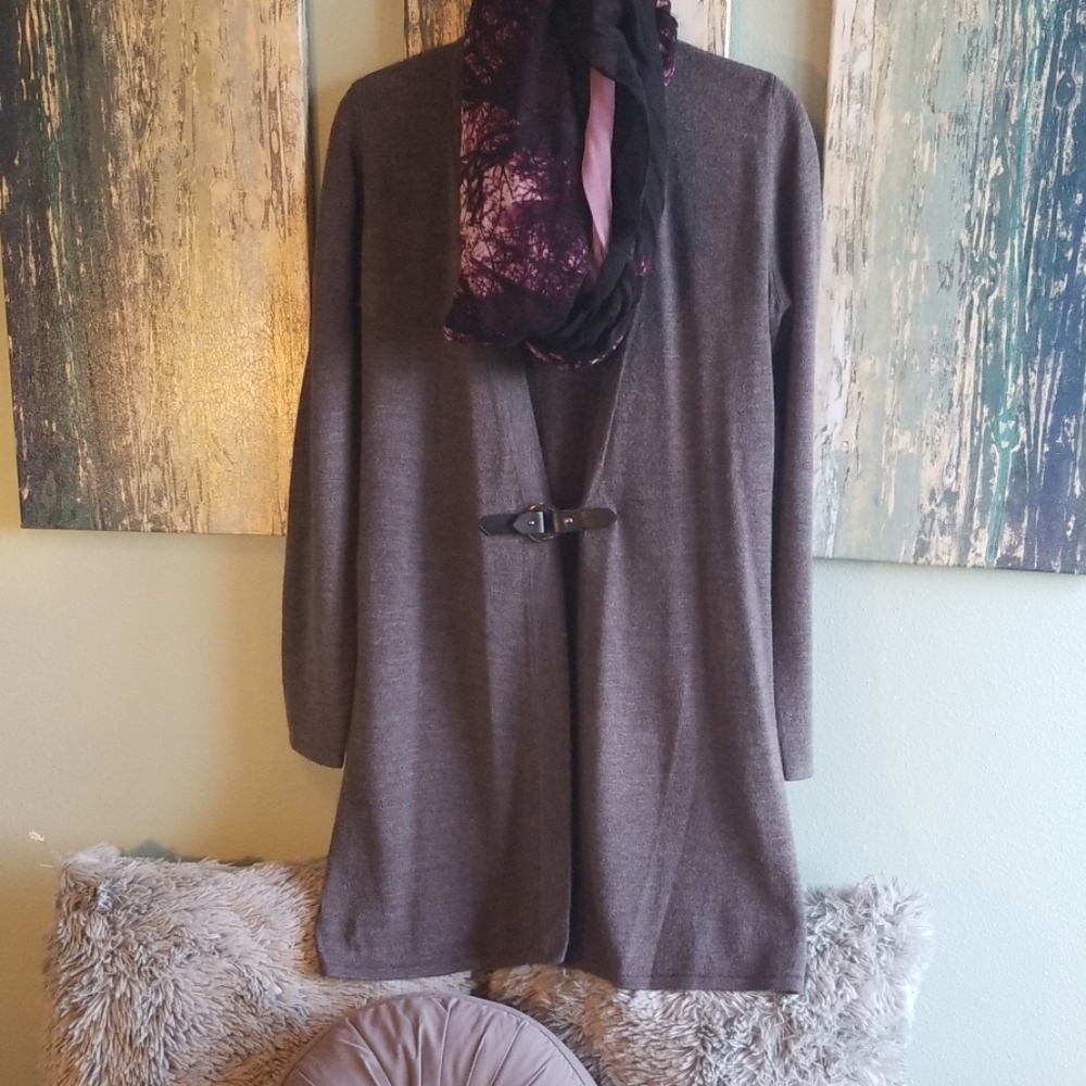 Susan Lawrence Sweater coat with detailed closure